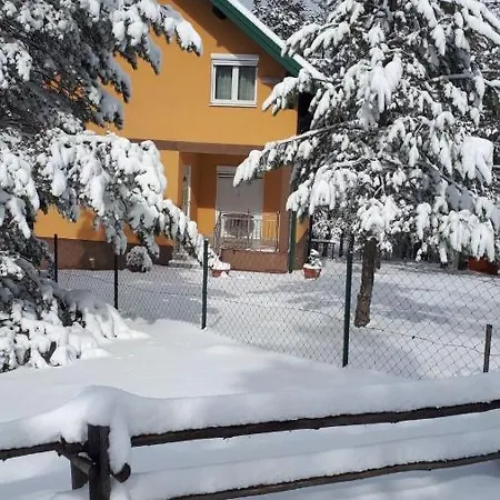 Σαλέ Zlatni Bor *