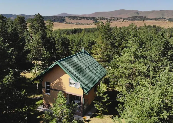 샬레 Zlatni Bor 즐라티보